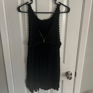 Black Top with Zipper